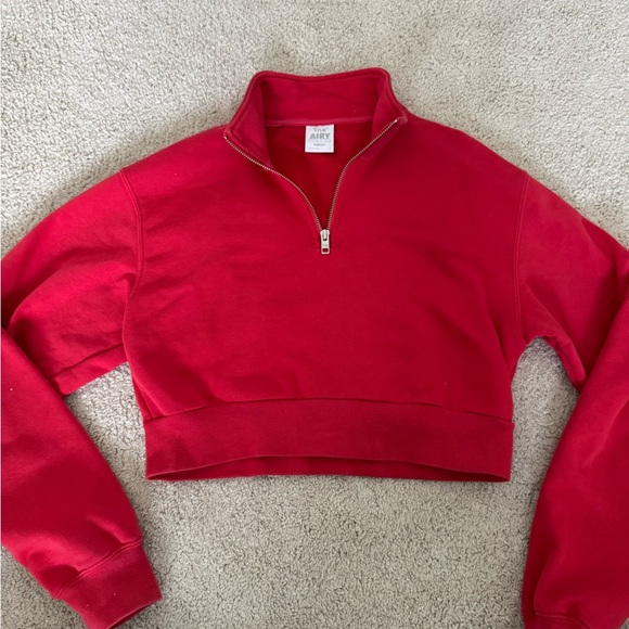 Red aritzia quarter zip cropped sweatshirt - Picture 2 of 4